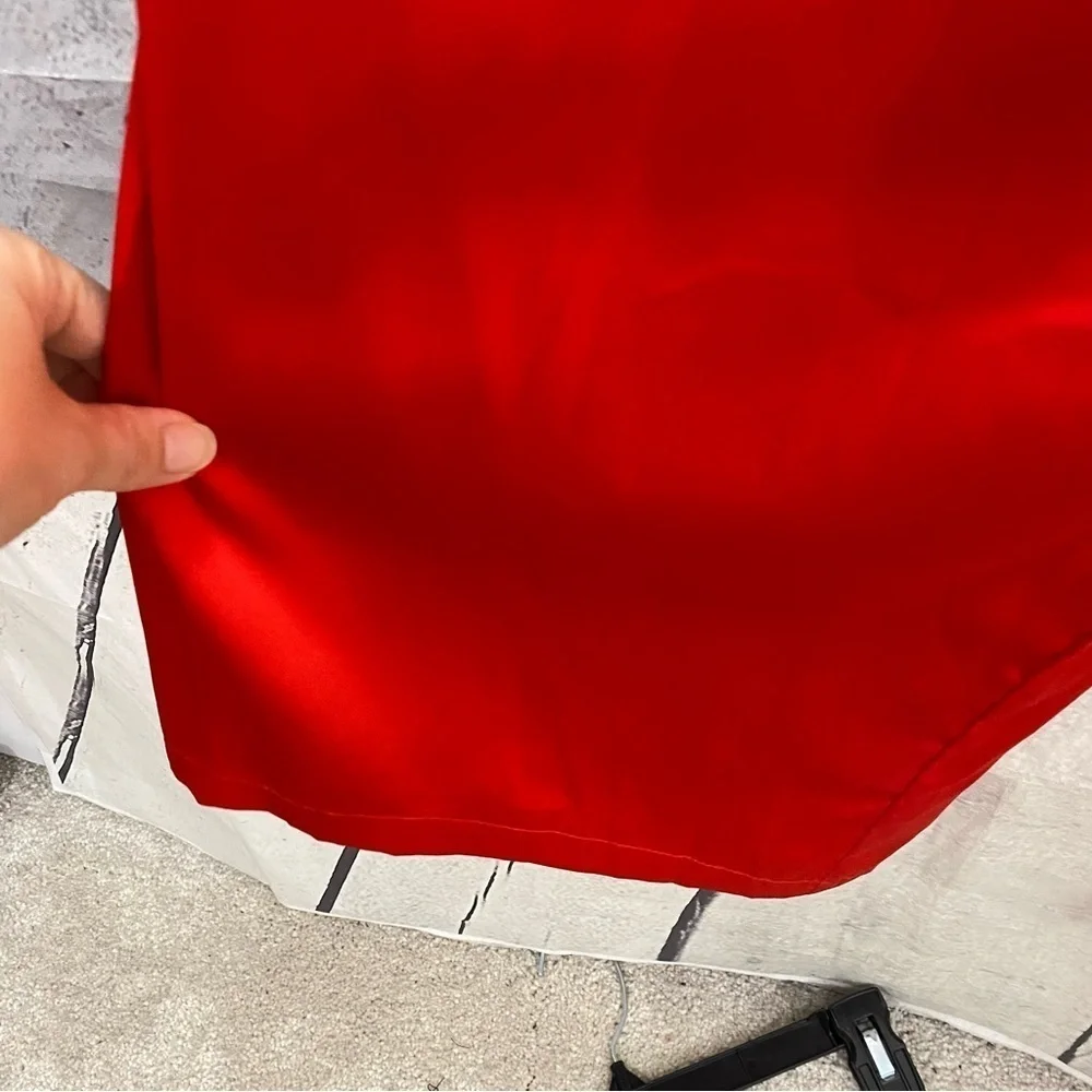 sugar + lips Medium Solid Red Satin One Shoulder Jumpsuit Sleeveless Cocktail - Picture 5 of 6